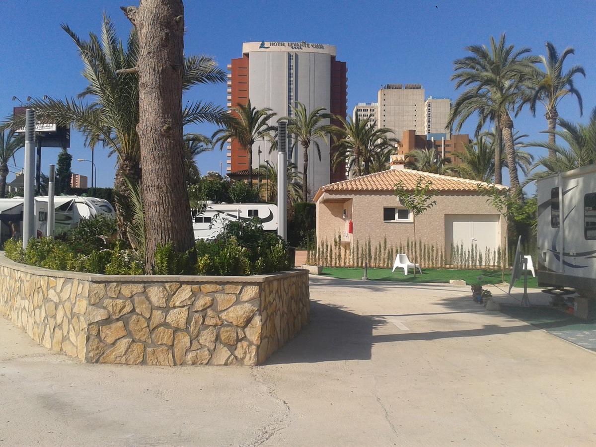 Camping La Torreta Hotel Benidorm Kültér fotó